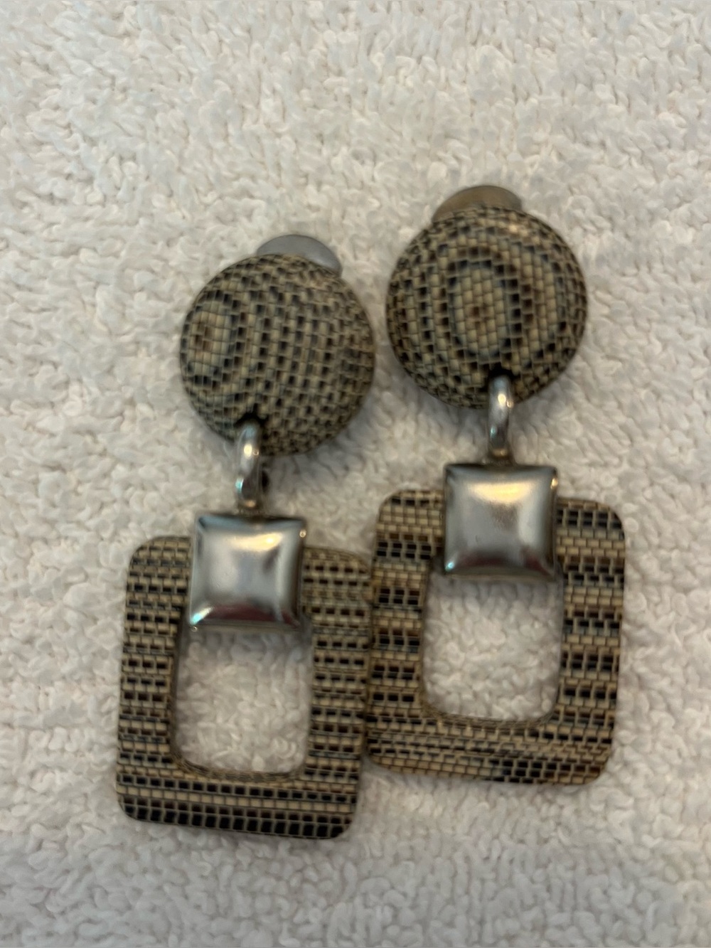 Textured Beige and Black Drop clip-on Earrings - Snakeskin design Made In Italy